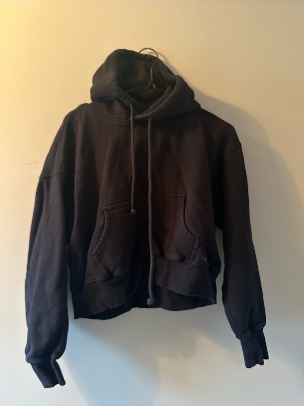 Aritzia TNA Boyfriend Hoodie Black - Cozy Fleece